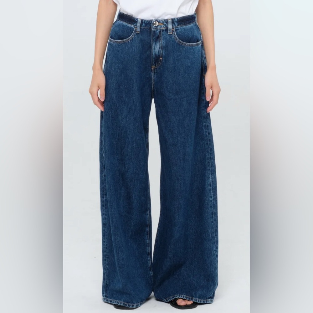 NWT ICON DENIM KENDALL - SOFT WOMEN'S FLARED JEANS